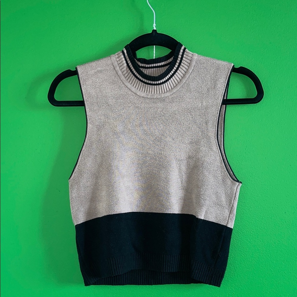 Vintage 90s Sleeveless Knit Top in Black and Tan